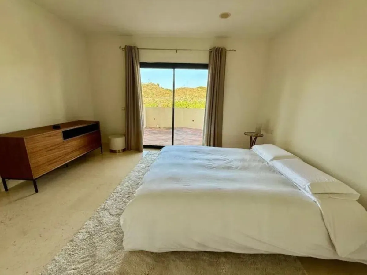 4e370b25-da55-4118-b01e-64aabaa2e9d3