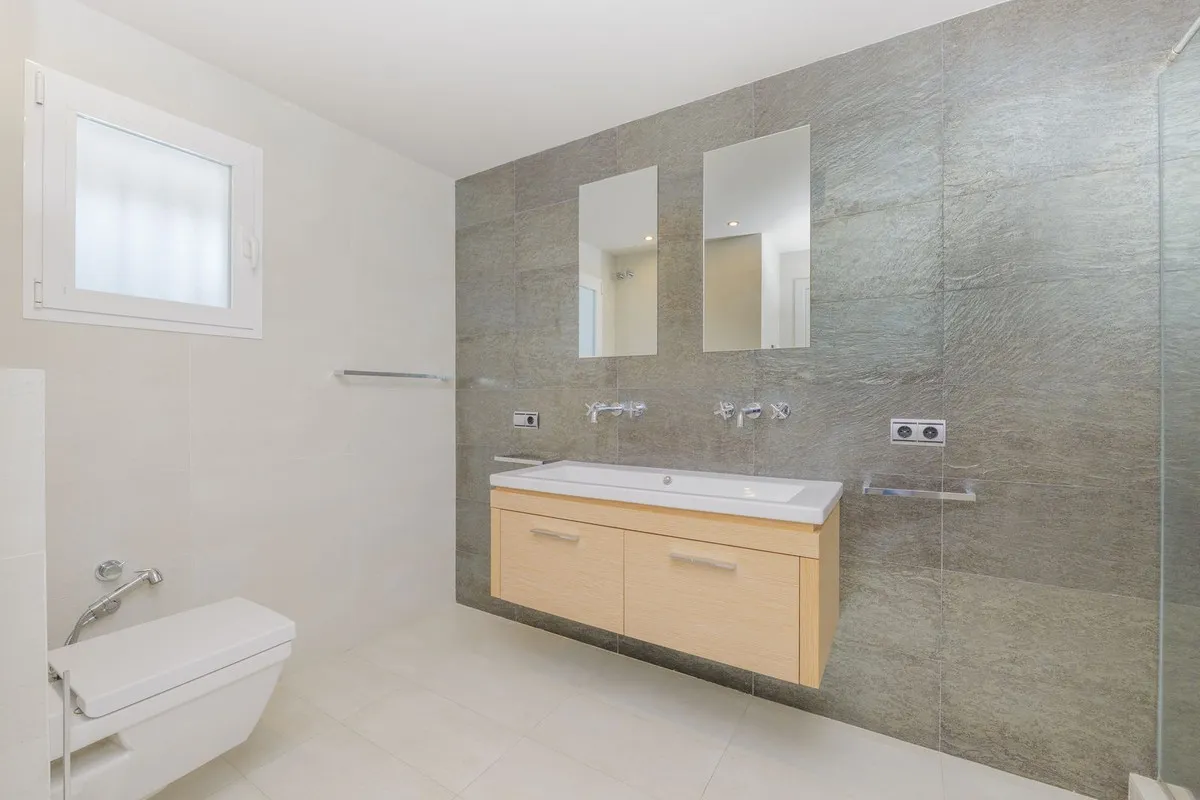 683b3adc-0afd-4e37-8192-1124abdfe577