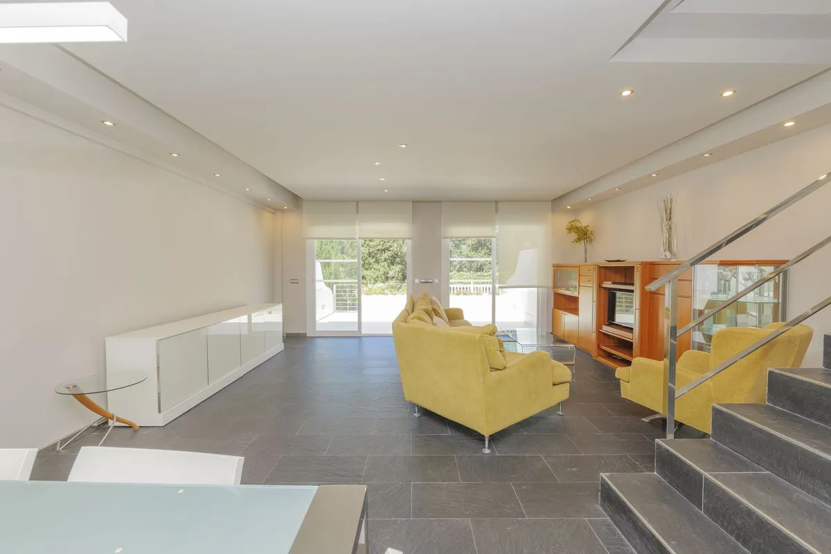 d50112ae-abea-482b-be4c-70902c3c9482