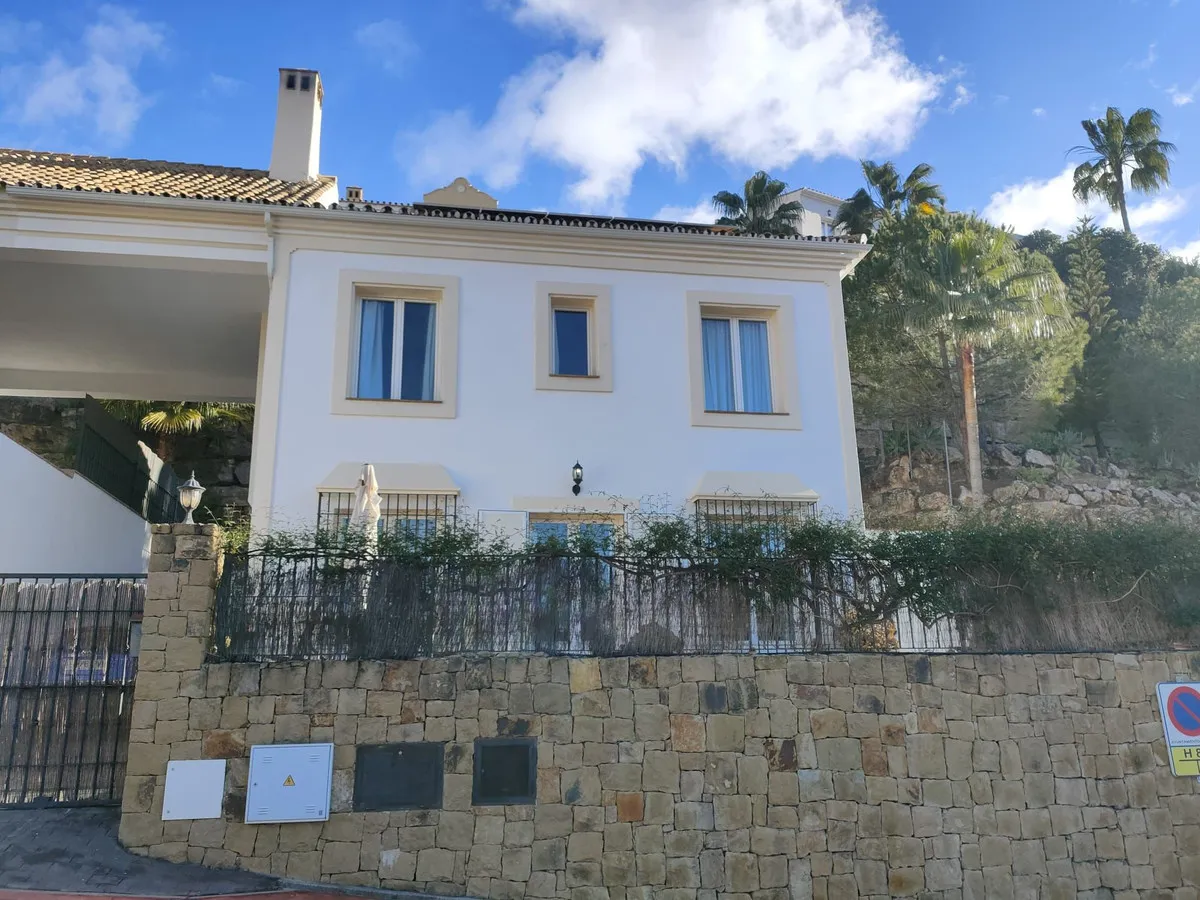 29ec286c-9e1c-4c8d-85b6-b984374b3060