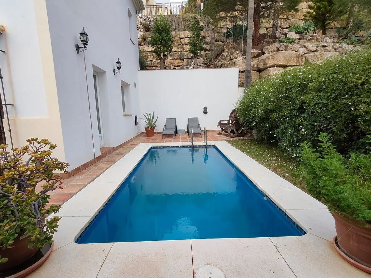 2a019c80-efec-44b9-835a-d3fd072cdd7a