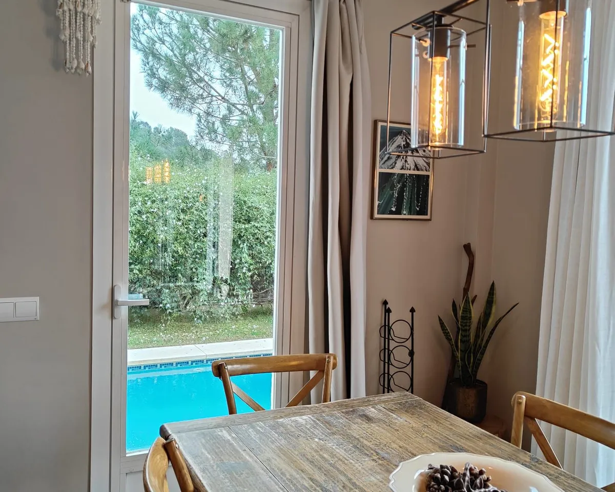 f7c2e9a5-051a-4074-a9c8-4b4648ef6135