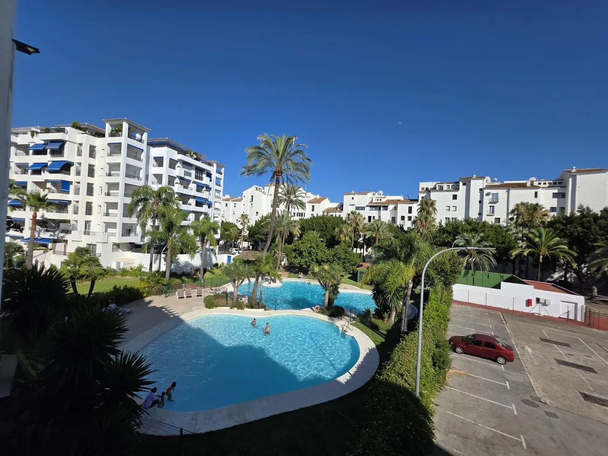 3deb4b86-11f1-41cb-9d5c-9d473487604d