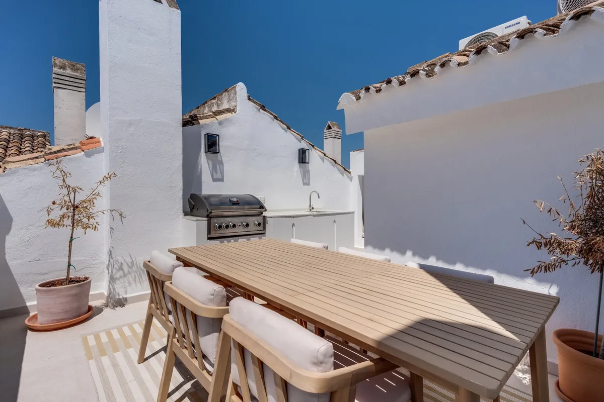 fb50d19e-7ac5-48cc-b145-5b6faa684d77