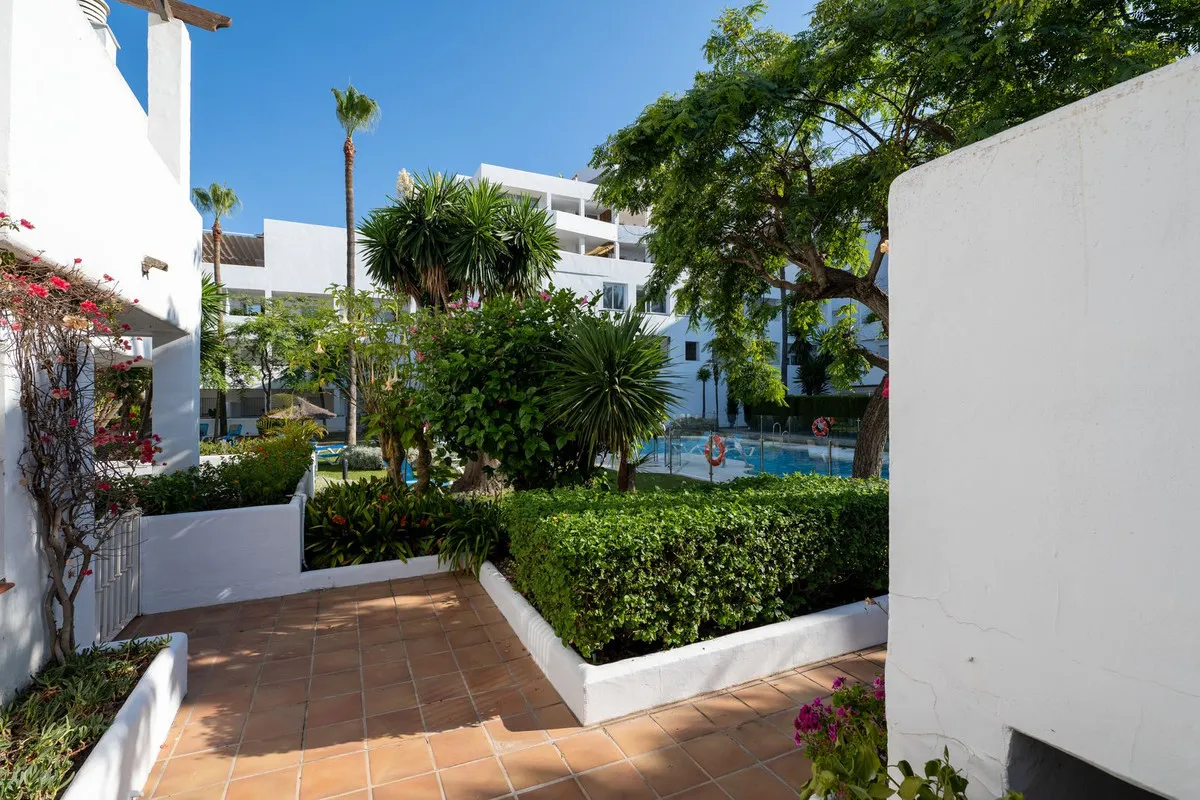 80816211-22fb-455a-9b58-5d5bdf6b6c83