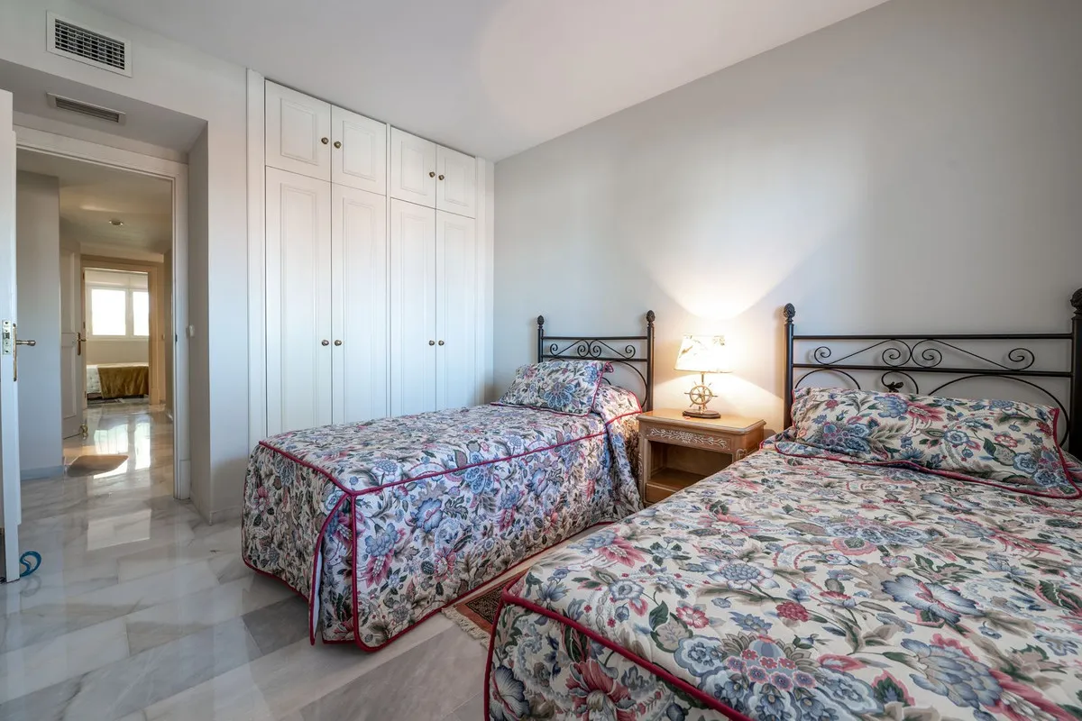 da0afa99-cf92-4161-8138-5319b9c918ec