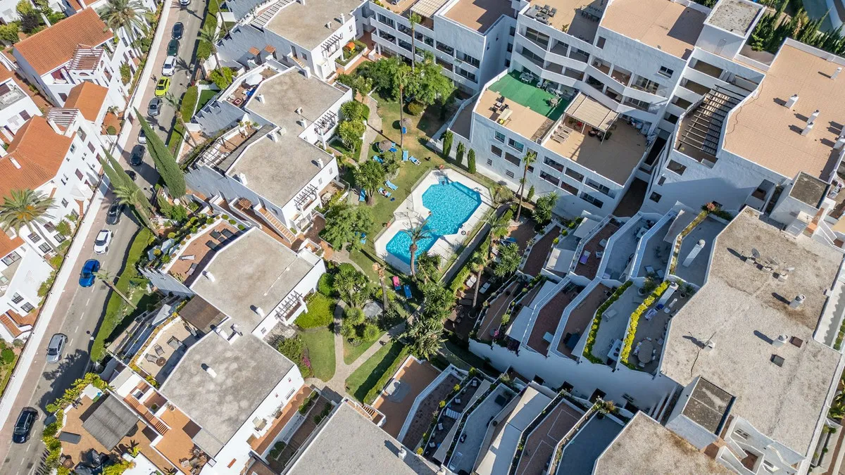 ea55ee81-0163-4238-913f-42a82a79f8da