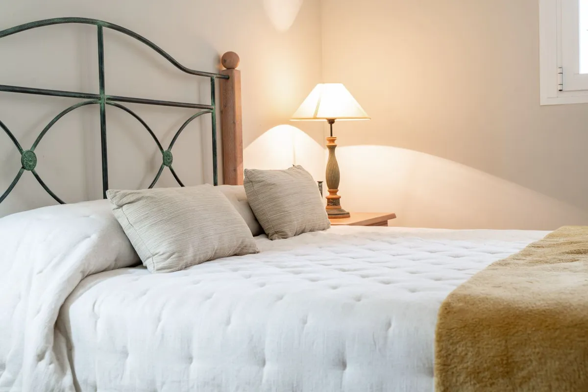 fcca7f9a-2c69-42a3-98f9-fbd7a7bf3818