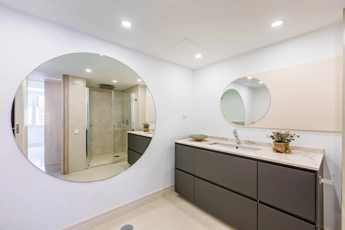 6d454bdb-046a-43e5-965a-d3279561e831