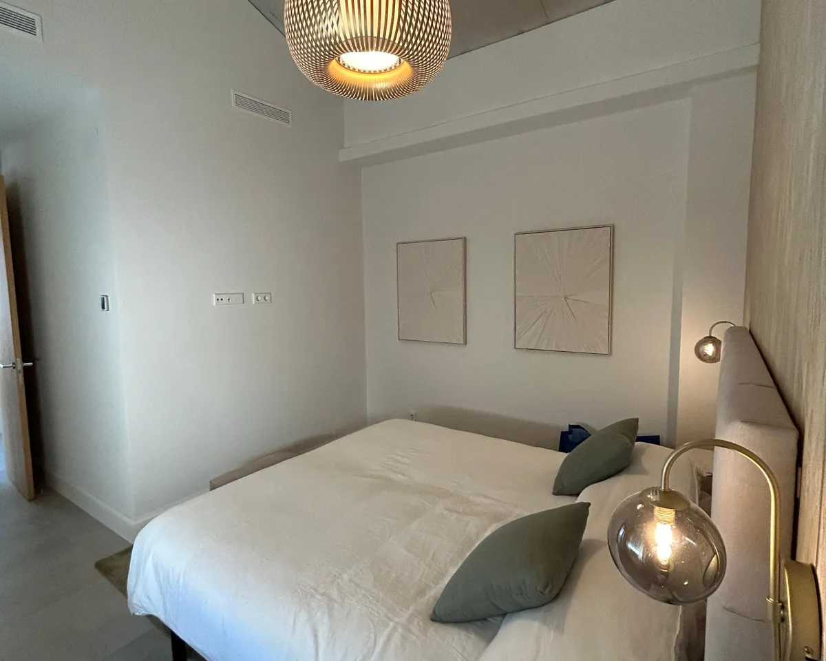 aee78a6f-51ce-49f8-b552-c2723062d9f5