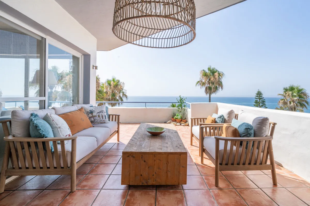 2ad5a59d-3613-4032-8664-2da28117e740