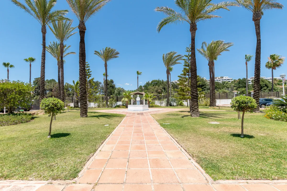 442c4256-1026-4af3-bb1d-73f7bef355e7