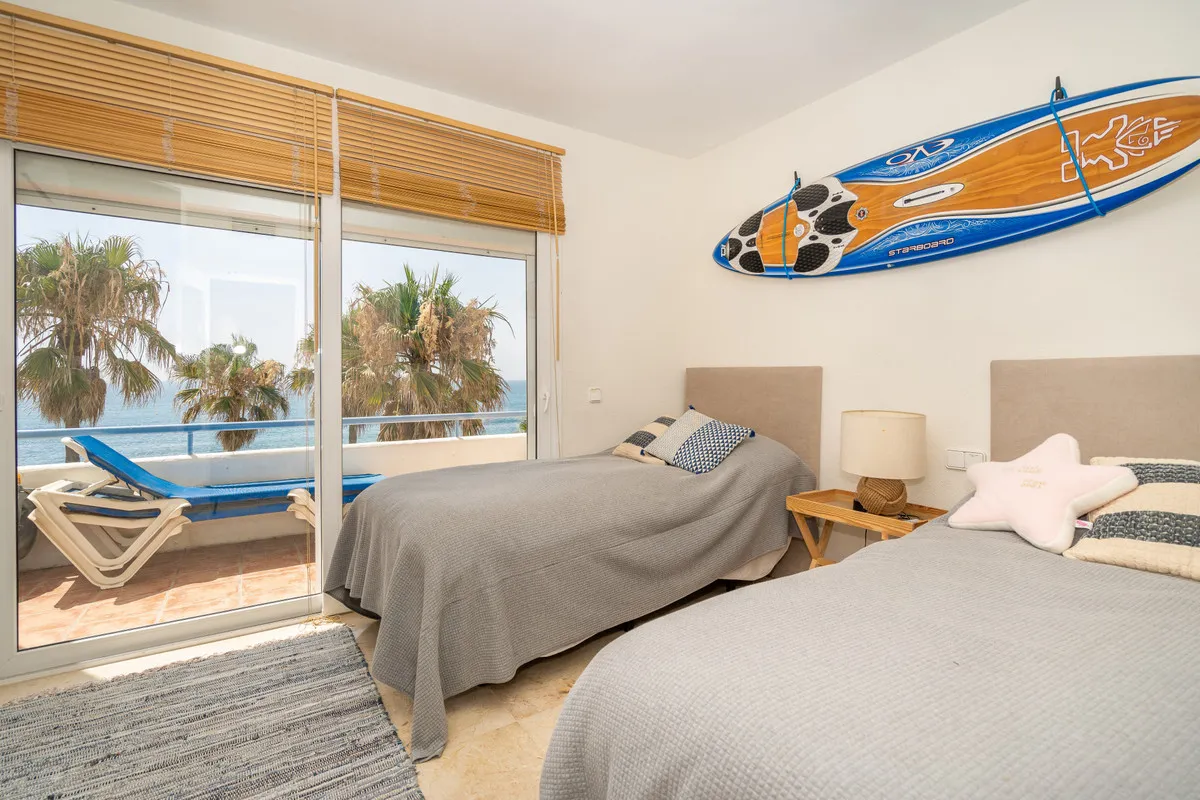 4f010c3c-971e-484d-b012-a5a6334256bb