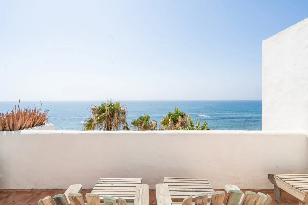 a42623ee-bc89-4af2-914c-cb954355b581