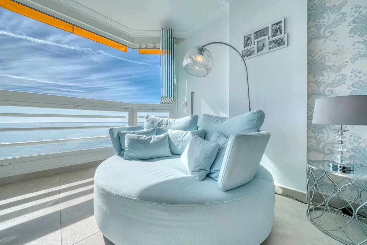 d4143d77-c30a-4ed3-b995-b8915c89cbf3