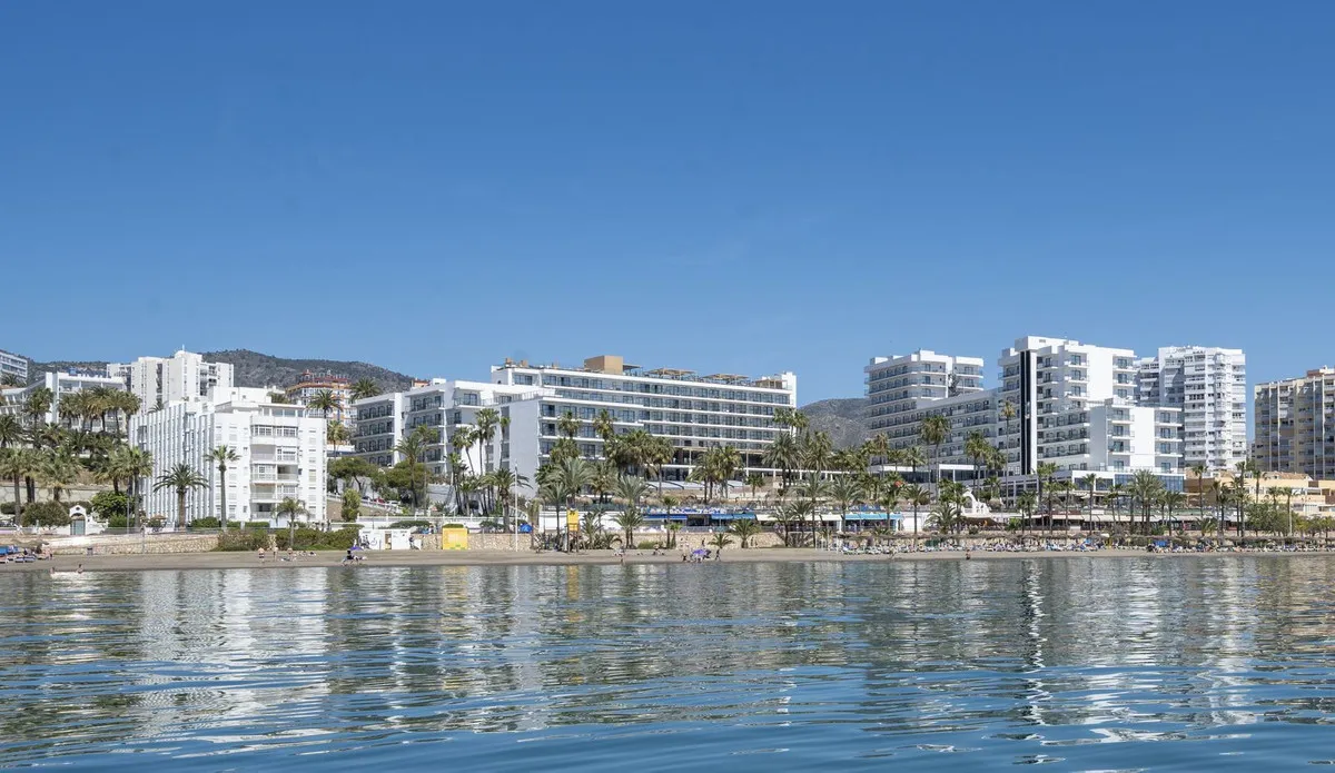 de30204b-36e7-47dd-9dce-45b5c6324817