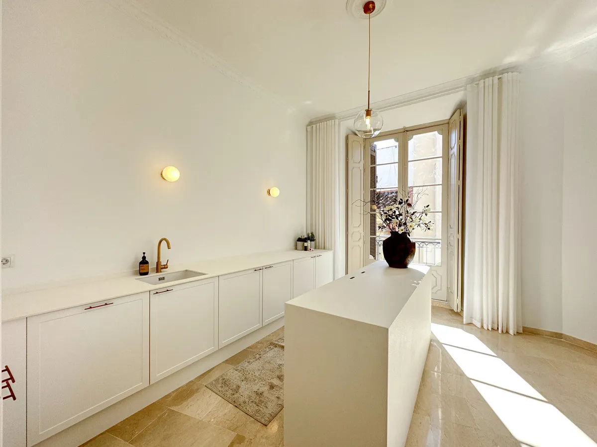 6772468e-23f1-4d2d-90ea-266d09db4d01