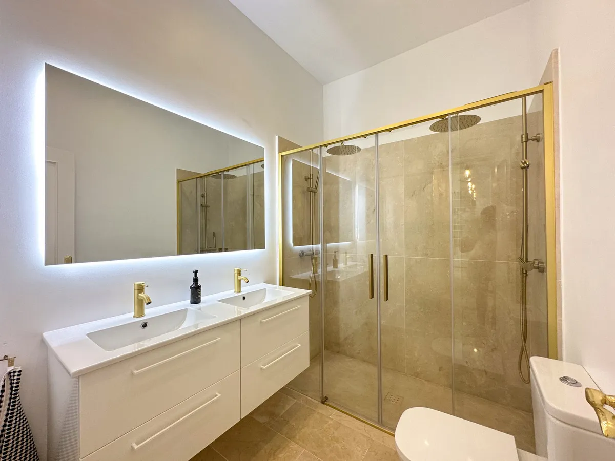 7df2d6a2-dcb2-4973-a8b0-fad6263d50f3