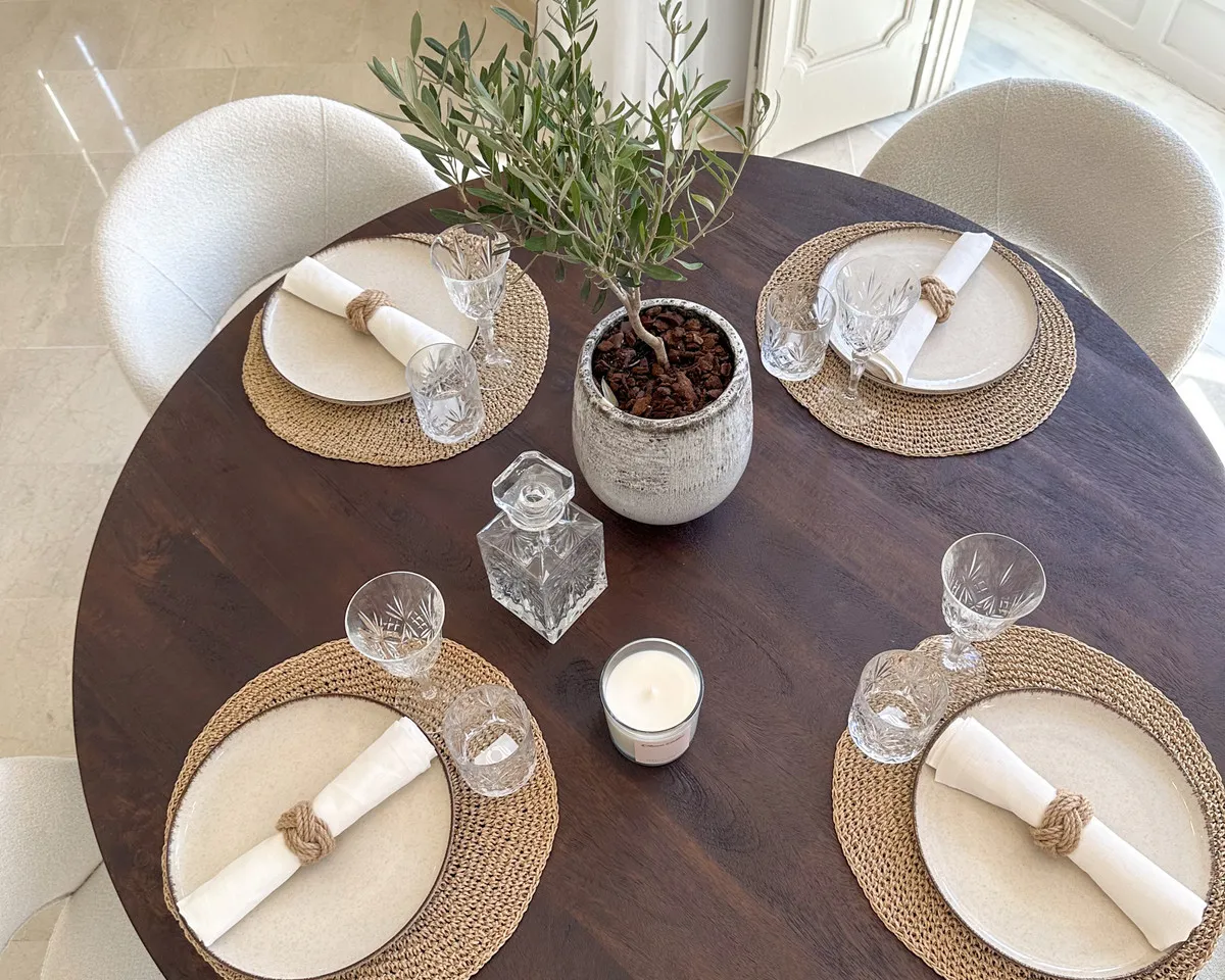 8b02b9aa-75d3-42ed-a995-0813ed0ceb1e