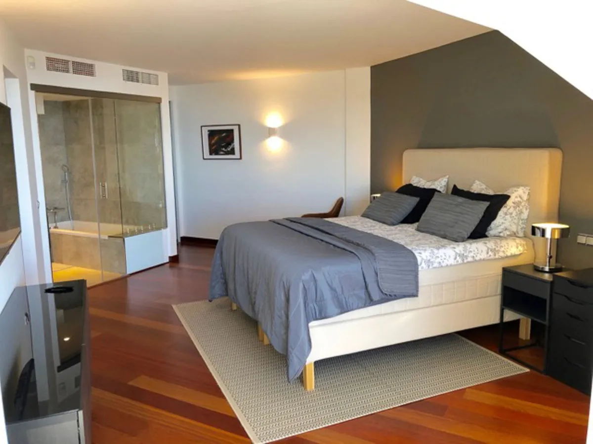 13090677-2880-4ee5-a7ad-b38939b49d08