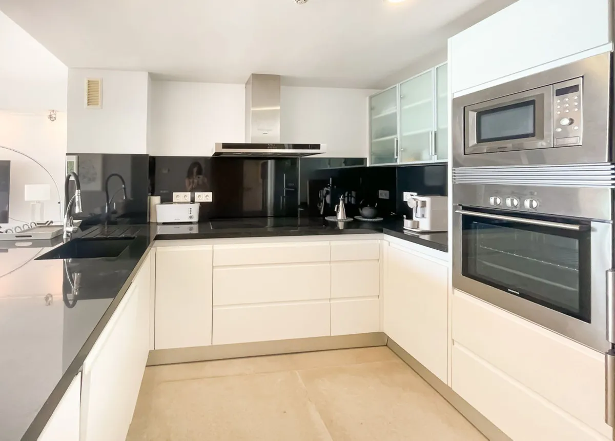 2013c769-be09-4a1b-a985-94d3864427da