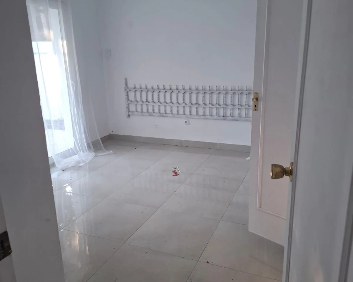 063d475c-c91d-4113-8b72-382d9ea6c029