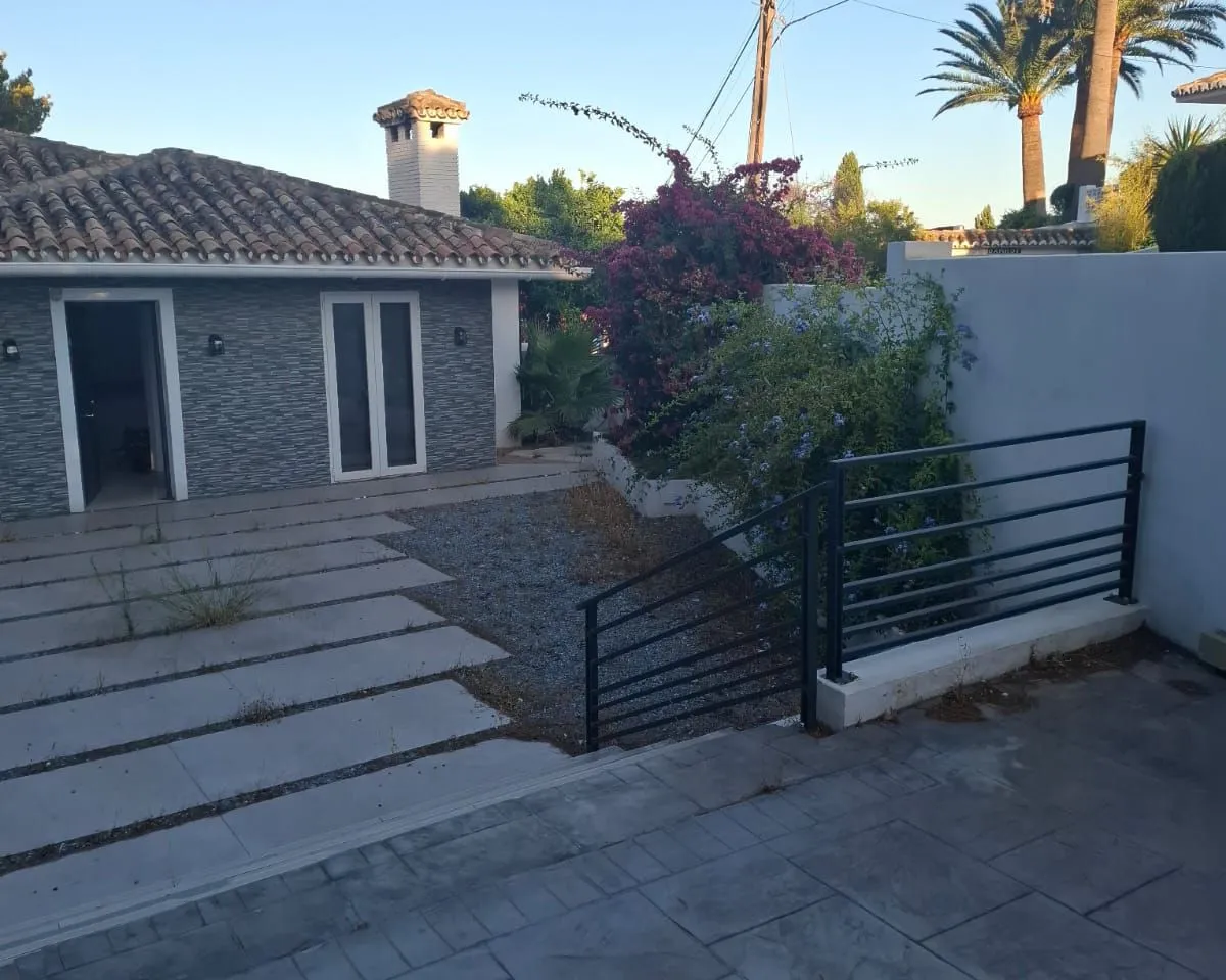 a3e2f667-cd5e-441e-84b0-ef81a193c066