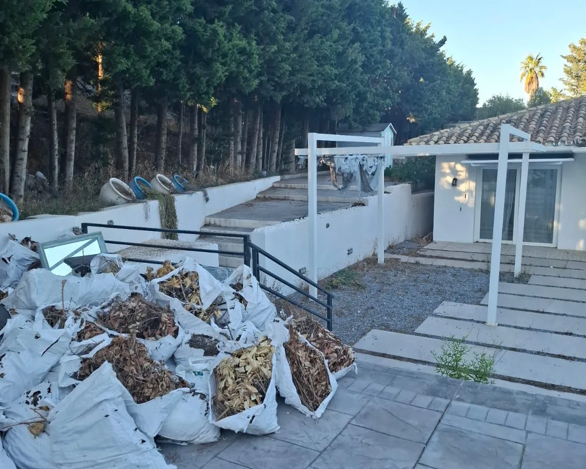 ab9f3e4f-4320-45b9-bbec-498b343feb7a