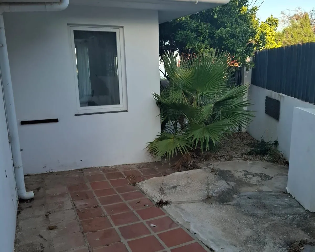 ecac9793-c69e-425c-a0be-5438f74da9f3