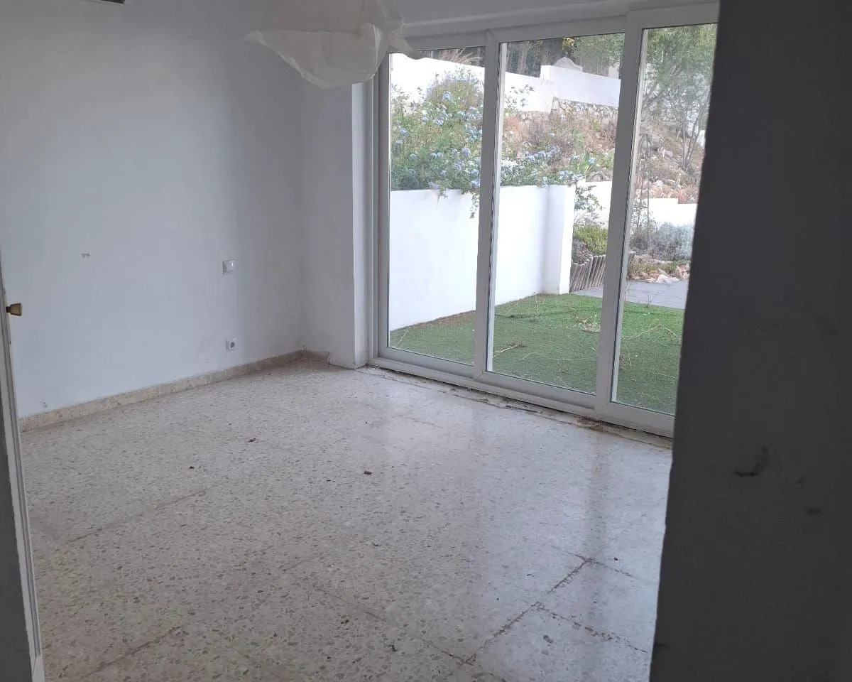 f7b2a190-ebc7-444b-9f81-b12316a98409