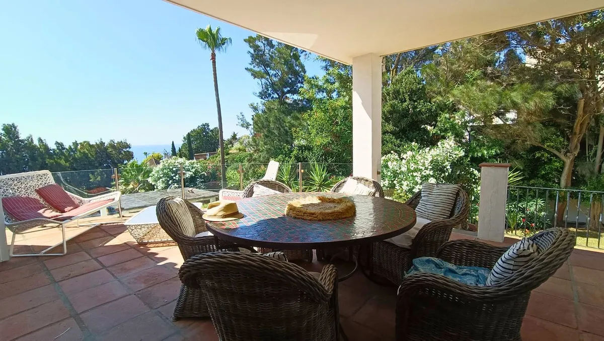 2f820c83-8d3f-4a77-accc-d86830a8e7c3