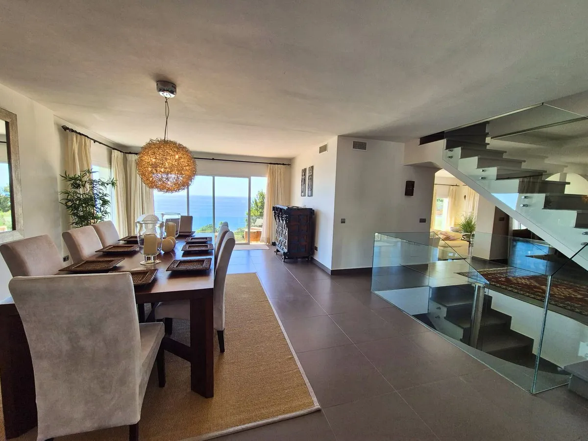 7de098c3-1e27-481f-8708-3cbf9554f5de