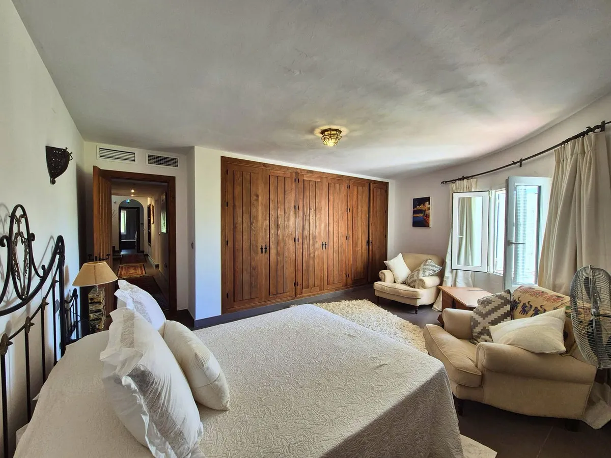 92fa1b40-2526-4b98-8290-ea74f1d03c10