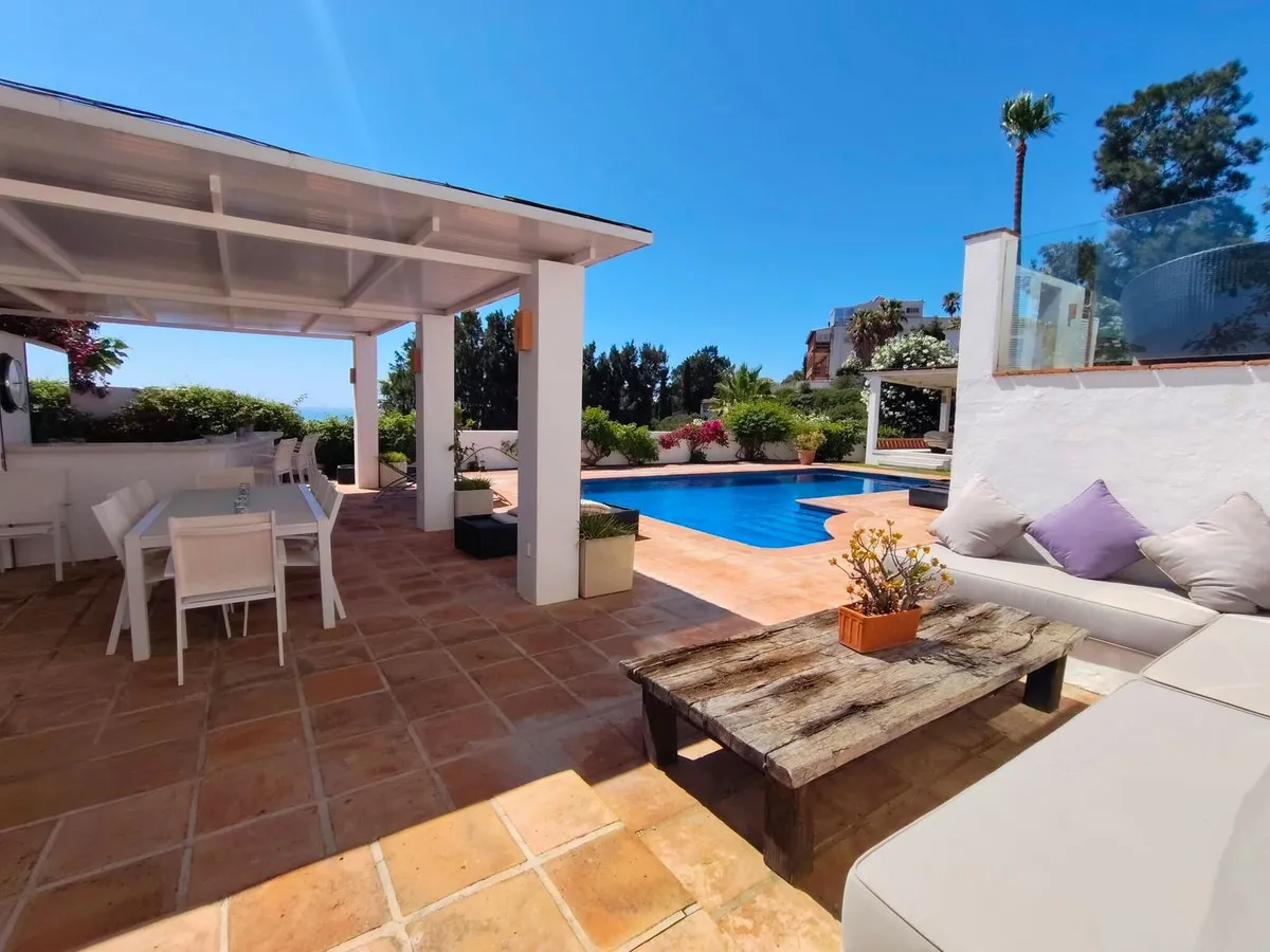 d2507353-8343-4a08-b040-1dbe9102a507