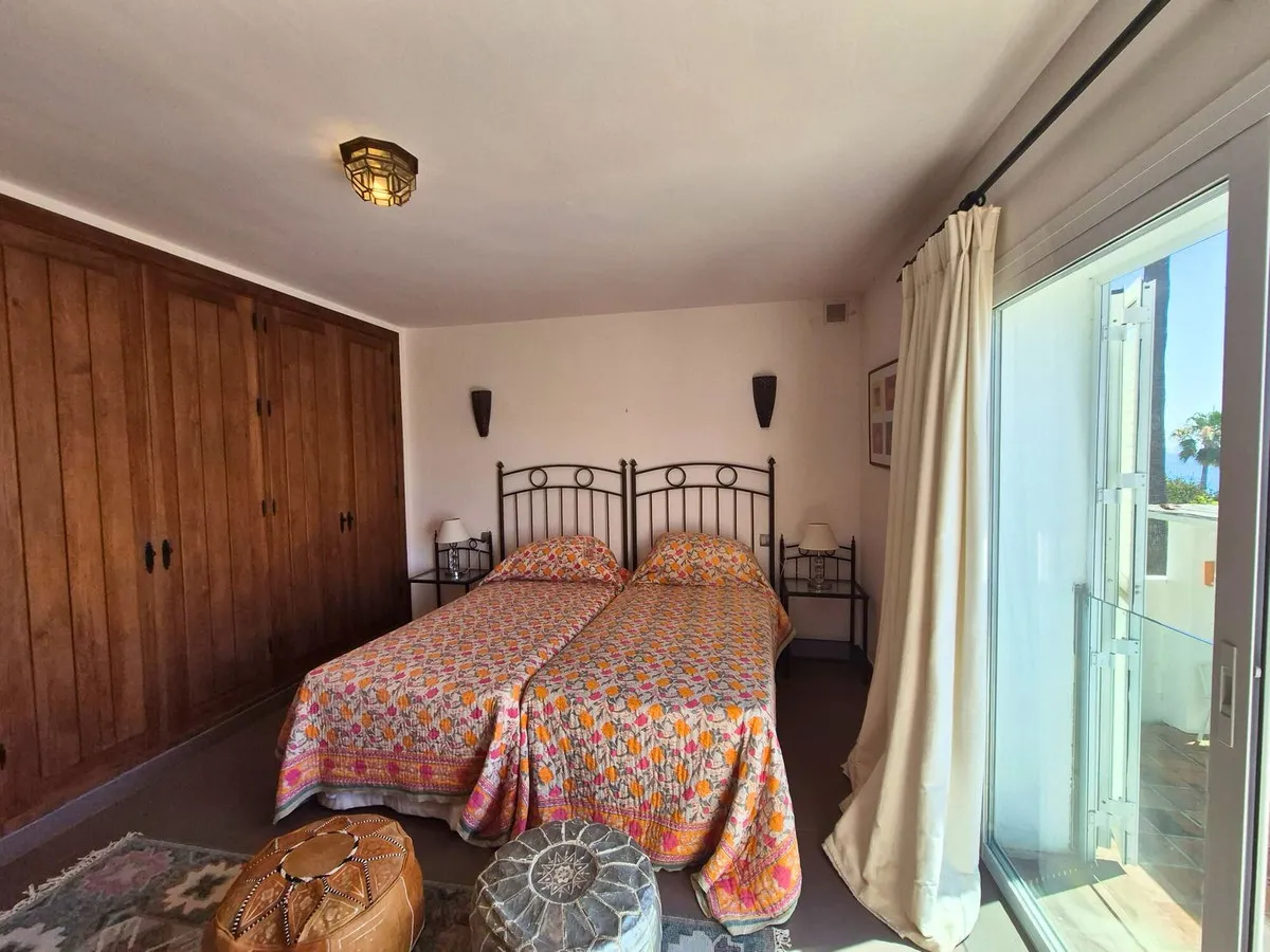 ea91ba70-3917-40fa-b183-17ee6fb73d27