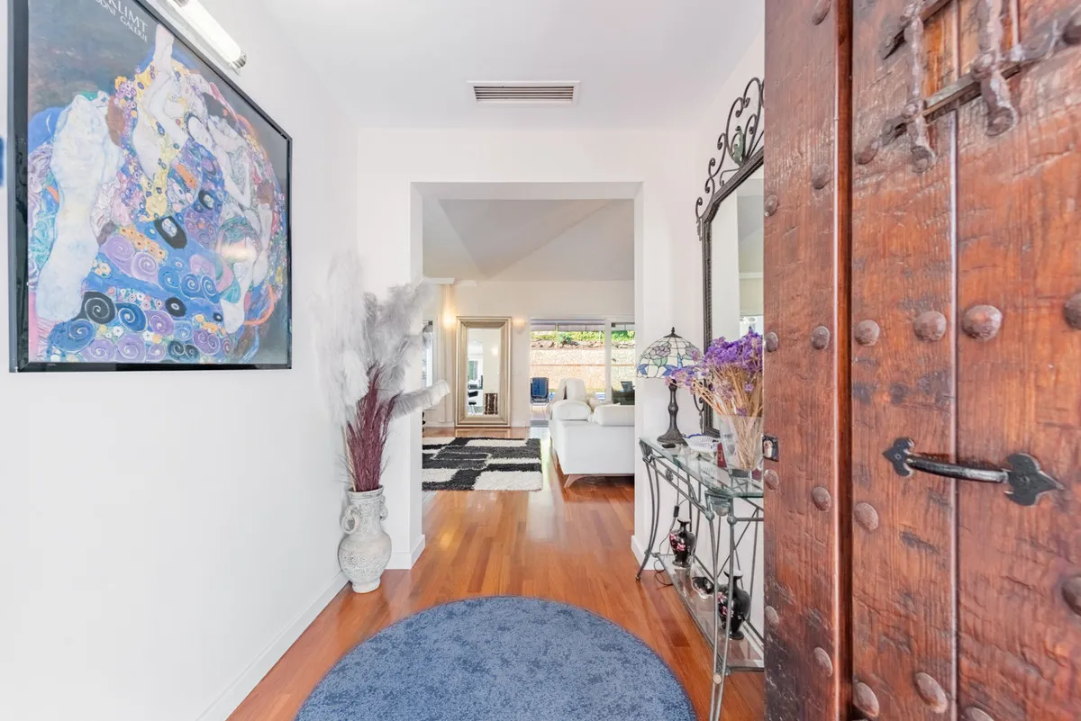 2e247ffc-6c84-4cad-8c42-ee297690a8ca