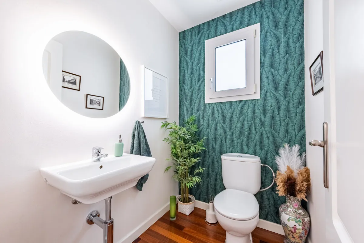 ded53e65-091b-49b9-b383-87d36cf6a166