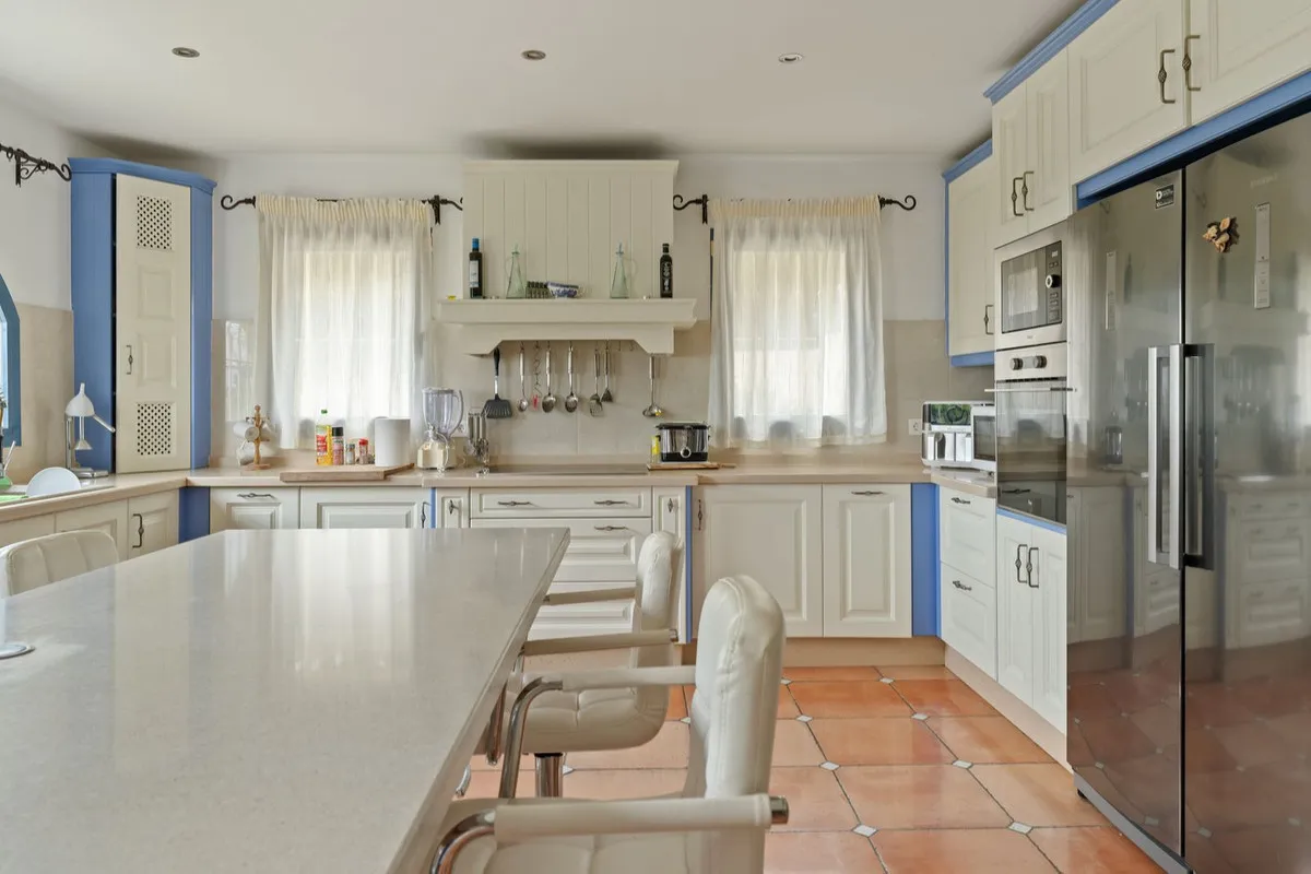 2d9a9fe6-01f5-4061-b10c-953507bdfbf4