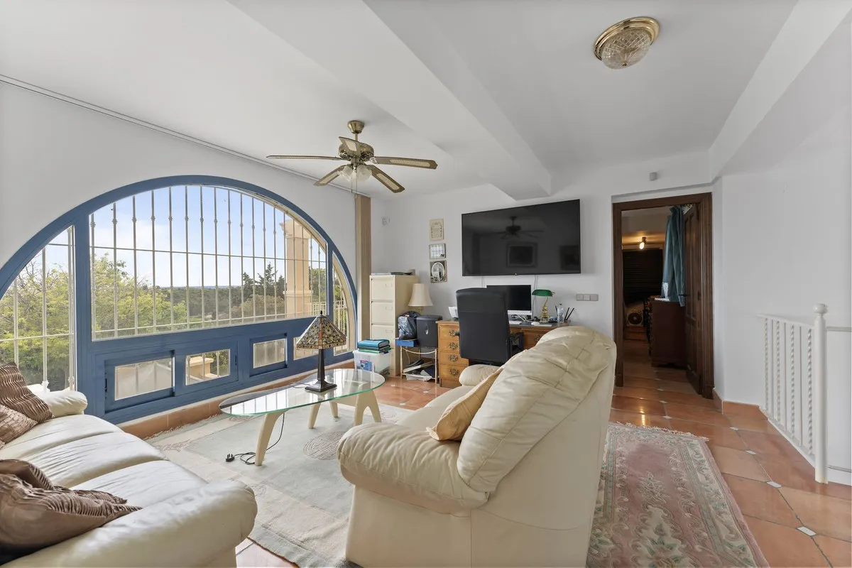 8e7c0a6f-4fc8-4388-a509-4dddd7cdb6ef