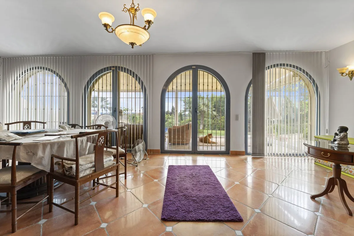 9e5d8f0e-0d67-4e72-ae17-21b870943820