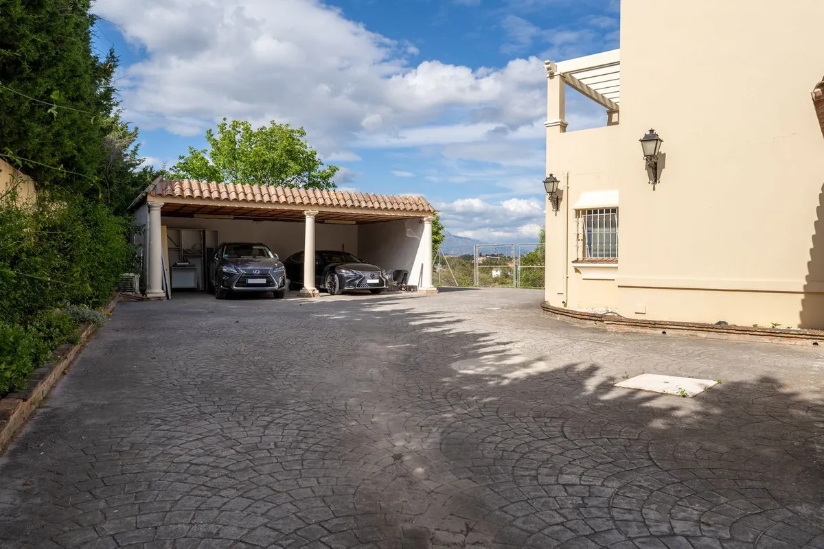 ef8a6fd2-7b16-4850-a376-3a61a4dbd1f9