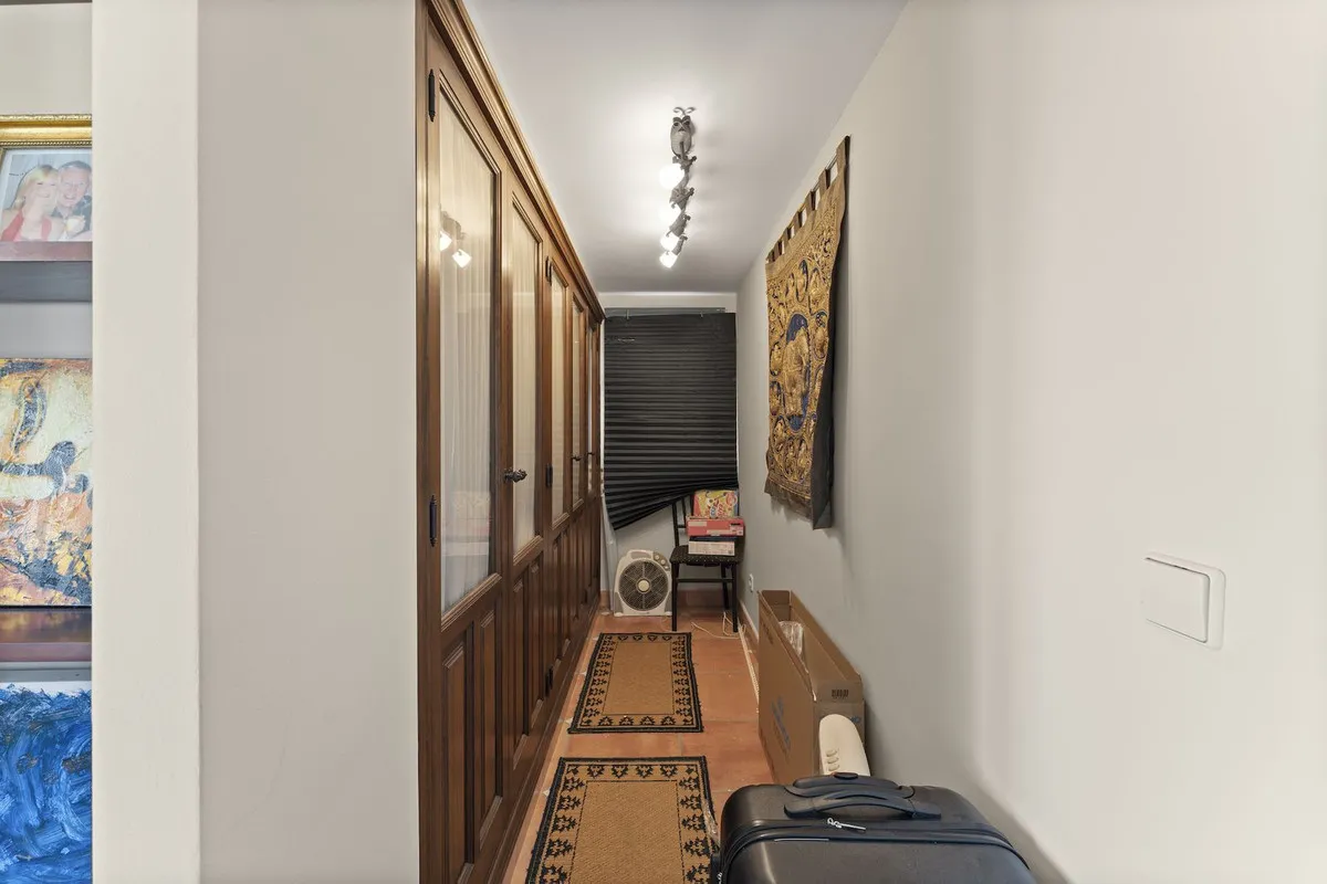 fa23eb86-ca0c-4720-a9e9-695df5910c3a