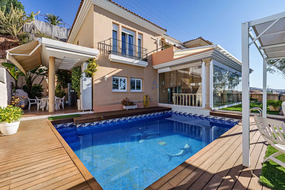 b40daa5a-5cf6-4e98-b2df-0440fc896048