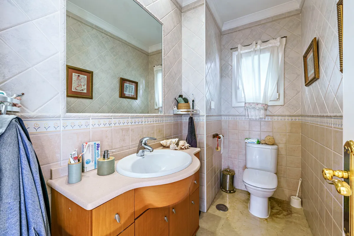 cff7e266-3f56-4371-86d9-b2984cf558a4