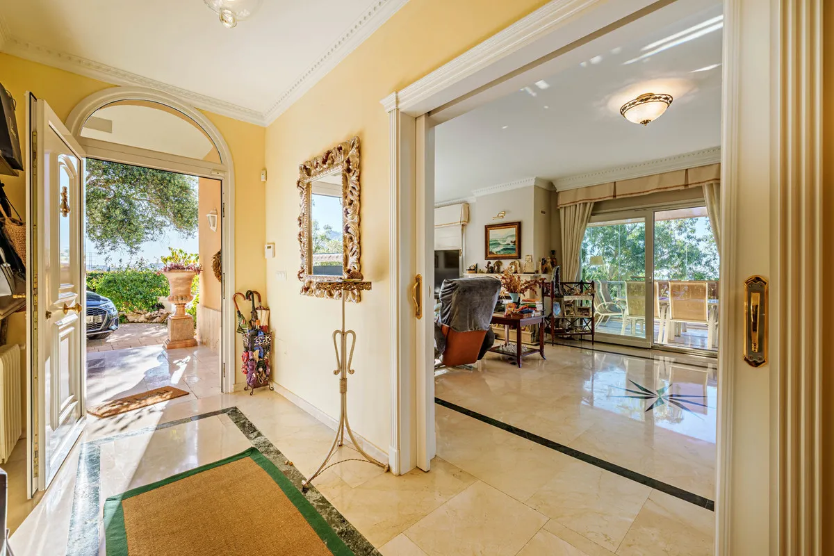 e743d557-3a3a-43a9-b0f4-8c2edd7d7ab0