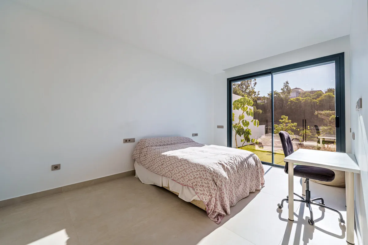 386b7d60-f8f9-4c53-bc01-14ecc13aac41