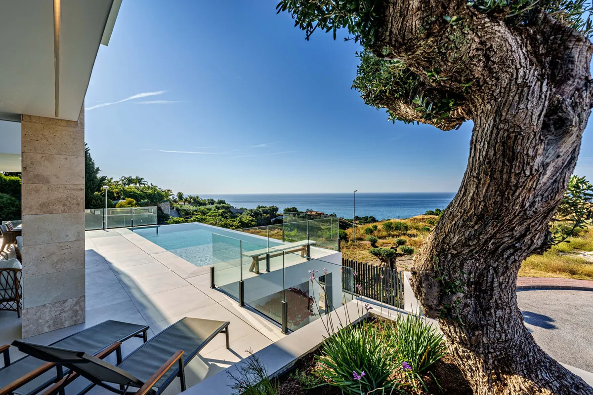 77798b03-4a6d-43f3-982e-ea43db9f1d27