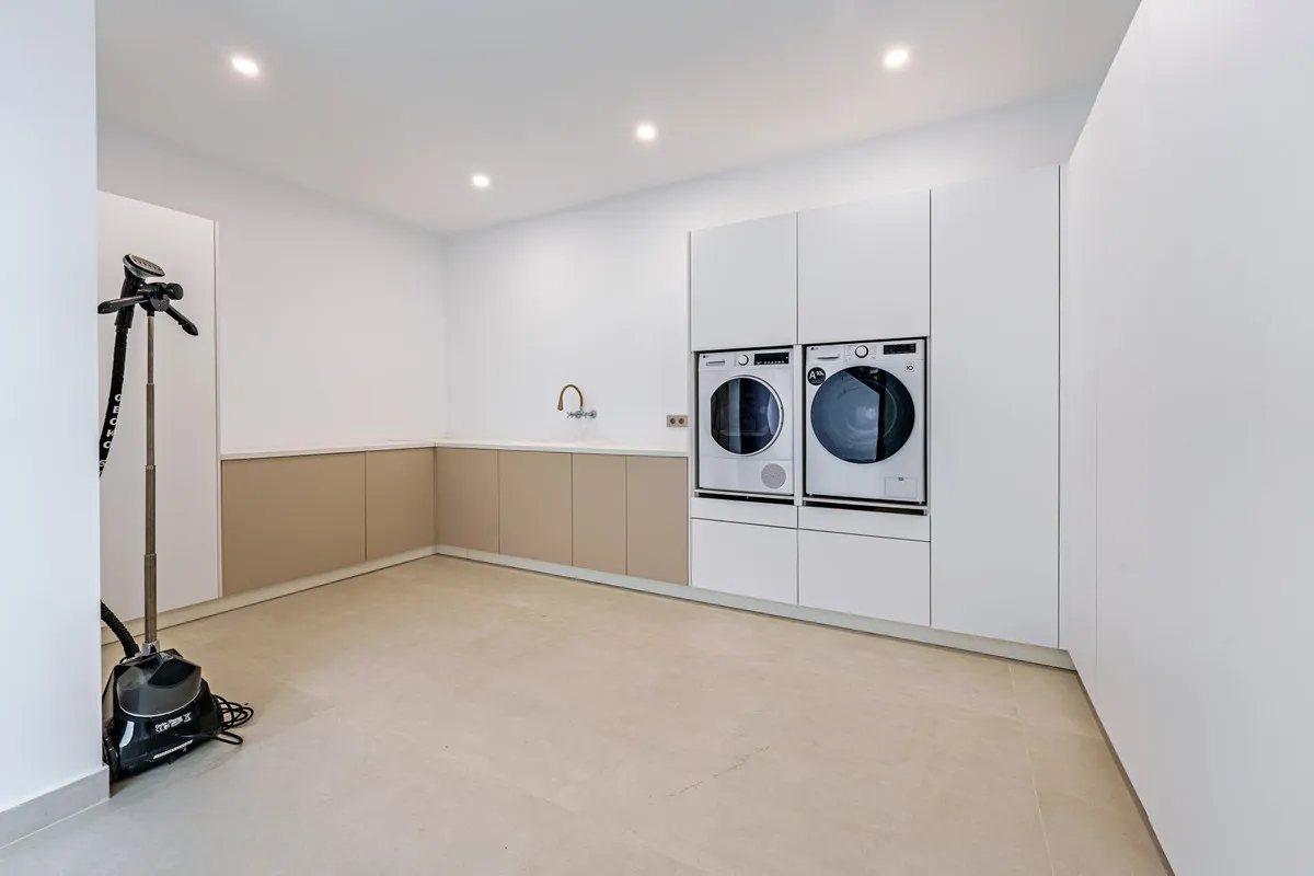 e67f2953-7952-426b-9211-7c5cfc91edb9