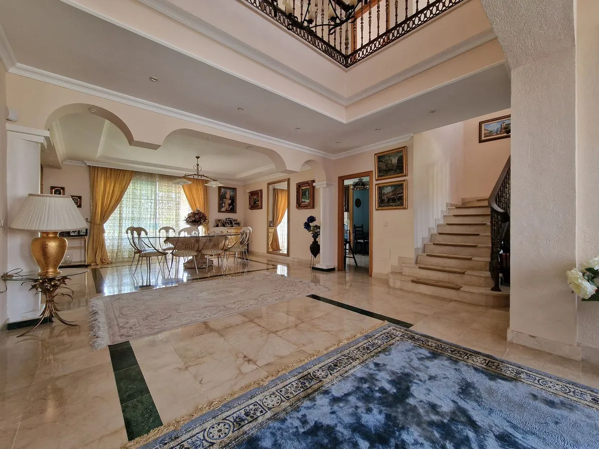 ad9e0b8e-7637-43bd-a51c-a8436f09bc05