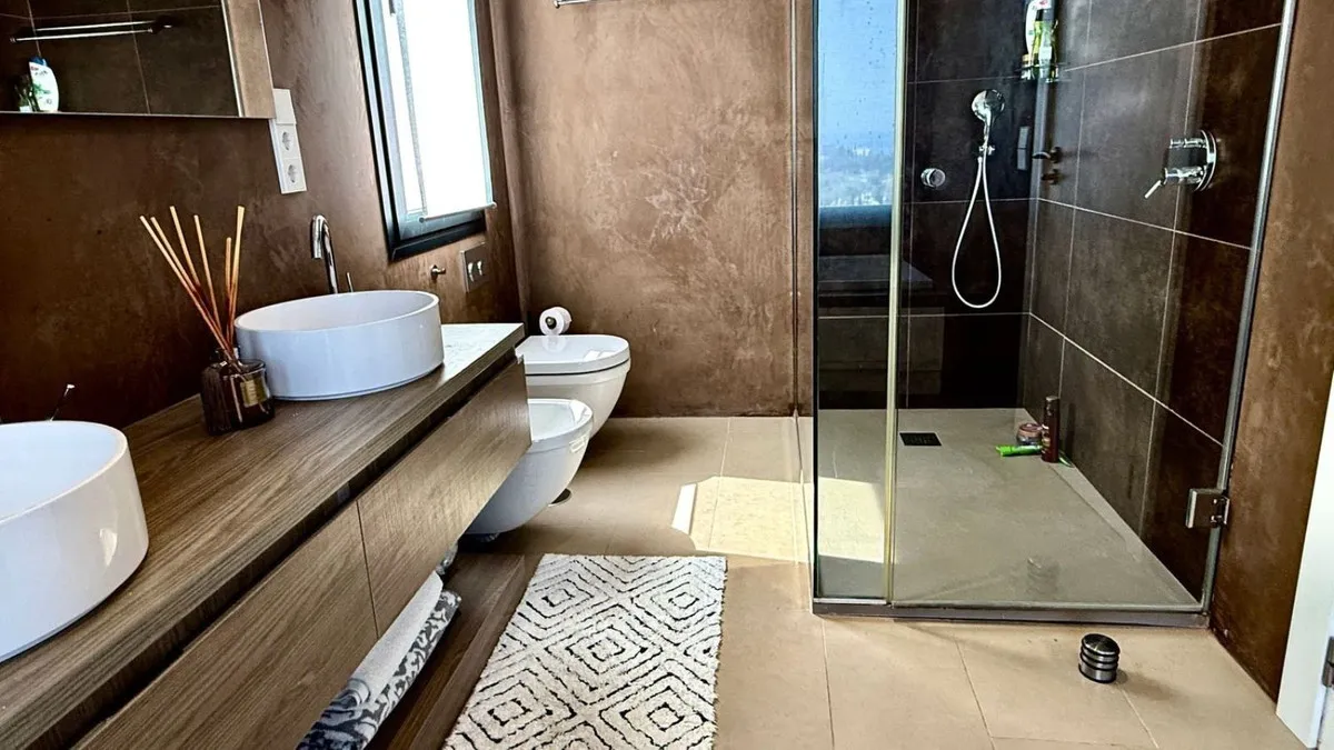 6d70d1ca-2209-47f8-922f-bfbce3732e3a